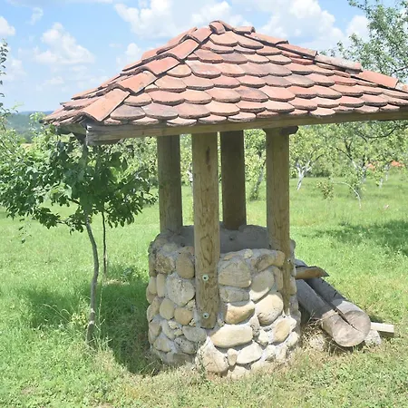 Domacinstvo Jelkici Hébergement de vacances