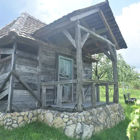 Domacinstvo Jelkici Hébergement de vacances Zvornik