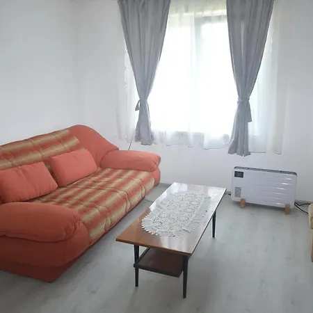 Domacinstvo Jelkici Hébergement de vacances Zvornik