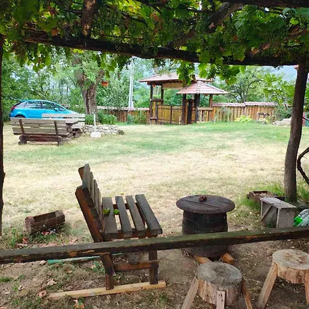 בית נופש Kuca Za Odmor Domacinstvo Jelkici